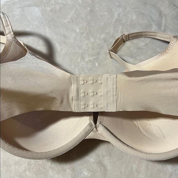 🍄‍🟫SKIMS Ultimate Nipple Push Up Bra in Sand - Picture 5 of 8